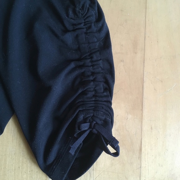 3/$20 Old Navy active black leggings tie ankles Large - Picture 4 of 5